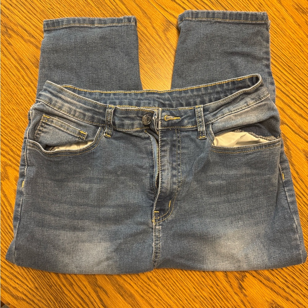 SHEIN Blue Skinny Jeans with Authentic Vintage Appeal